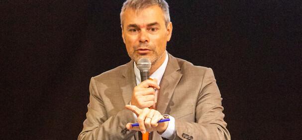 Management en réseau : les facteurs clés du succès — interview avec Christophe Assens