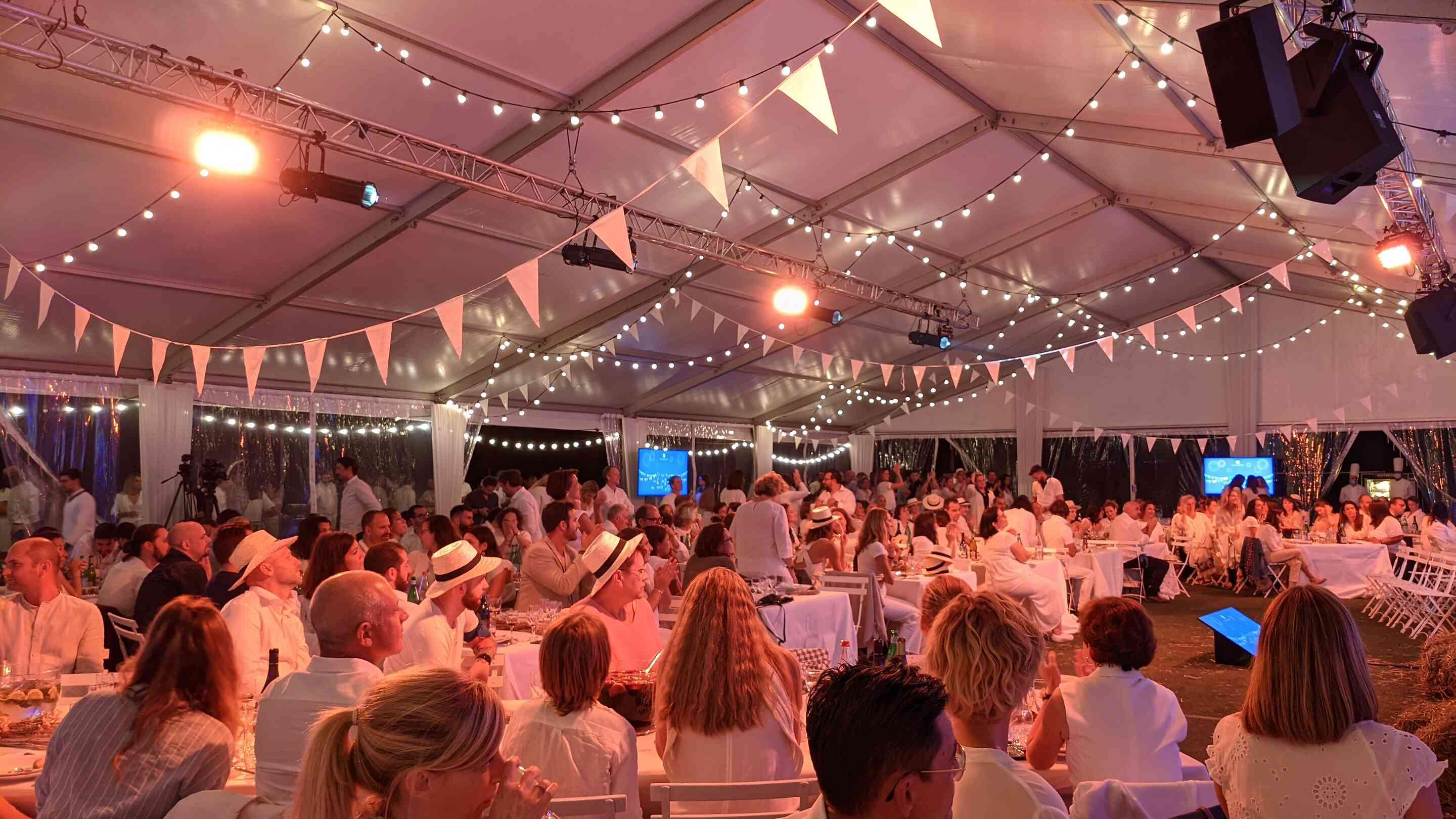 Corporate Anniversary Party: How to Celebrate Your Success in Style?