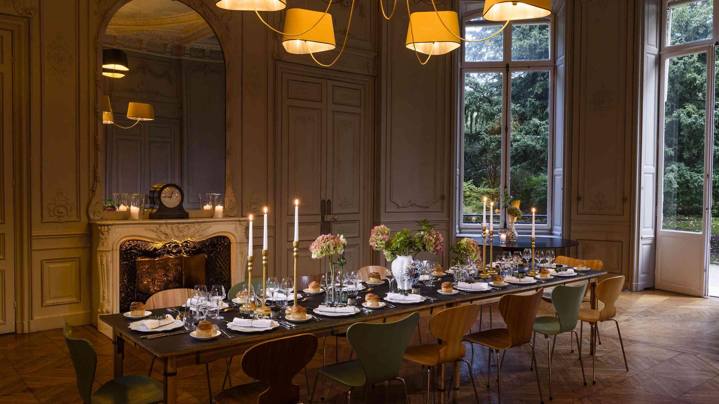 Why Organise a Business Dinner?
